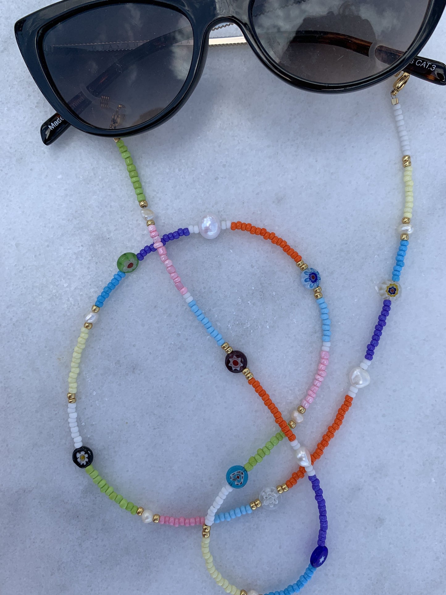 Haz tu propia cadena de gafas de sol