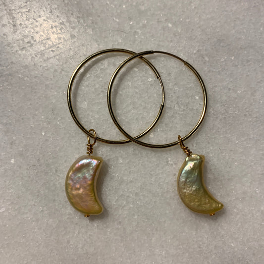 Llévame a los aros lunares