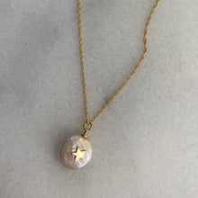 Load image into Gallery viewer, Peschiera Star Pearl Necklace
