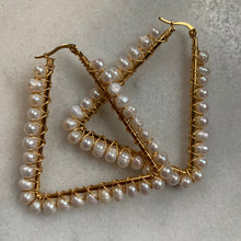Load image into Gallery viewer, Triangle Pearl Earrings

